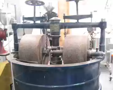 88 Chocolate factory