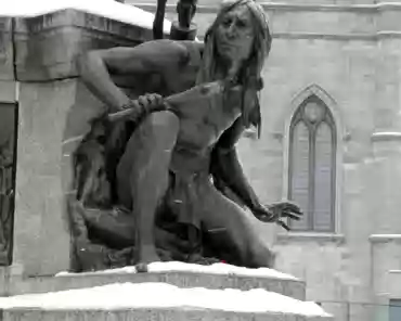 P1060799 De Maisonneuve monument, 1895.