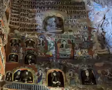 PXL_20241025_033120374 Maanjusri Bodhisattva cave. Maitreya Bodhisattva, 13 meters high. 7 staanding Buddhas.