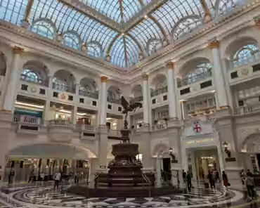 PXL_20241109_041233635