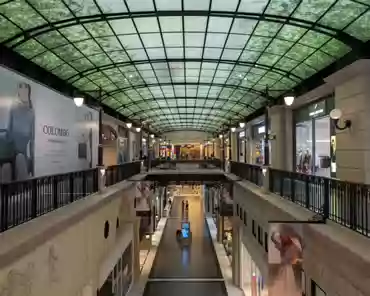 PXL_20241109_033324477
