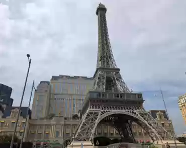 PXL_20241109_040432938