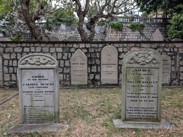San Luis de Camoes garden