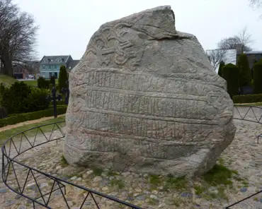 02 The larger runic stone was erected by Harald Bluetooth and records the christianization of Denmark: 