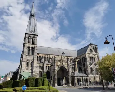 IMG_20200809_112838 Notre-Dame-en-Vaux church, 12th century, essentially gothic.