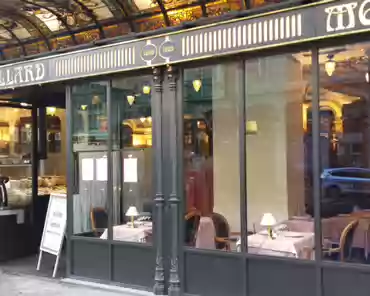 20160214_161654 Mollard brasserie restaurant, decoration from 1895 (art nouveau) by Niermans (who also worked on the Negresco in Nice ).