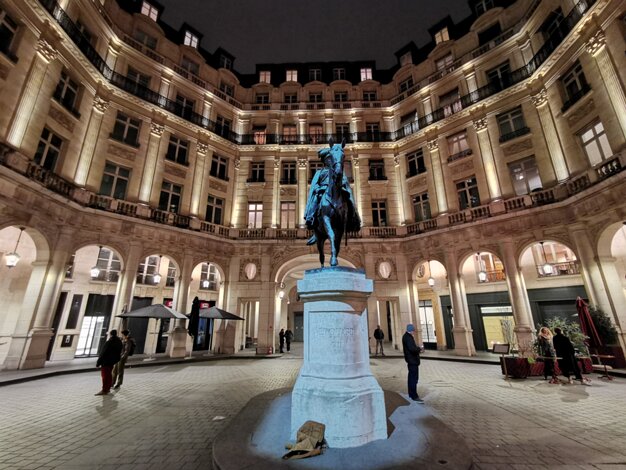 8th arrondissement