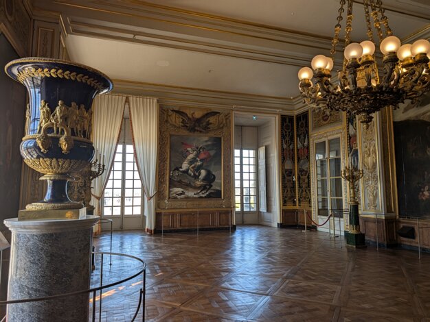 Empire rooms