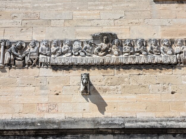 Collegiale