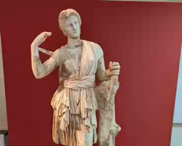 PXL_20240418_093611060 Marble statue of Artemis the hunter, roman copy of a 4th century BCE original.
