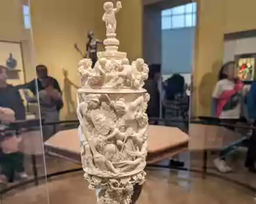 PXL_20240329_214854062.MP Balthasar Griessmann (Germany), Covered goblet with mythological scenes, ca. 1680.