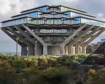 PXL_20240324_154211737 Geisel Library at UCSD, by William Pereira, 1970.